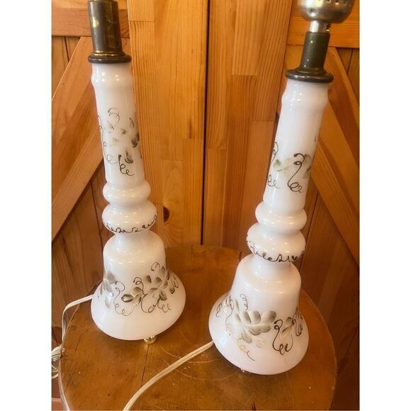 MID CENTURY GLASS  BELL  LAMPS HAND  PAINTED GILDED  15''  ELEGANT  SUPER NICE - Picture 5 of 6